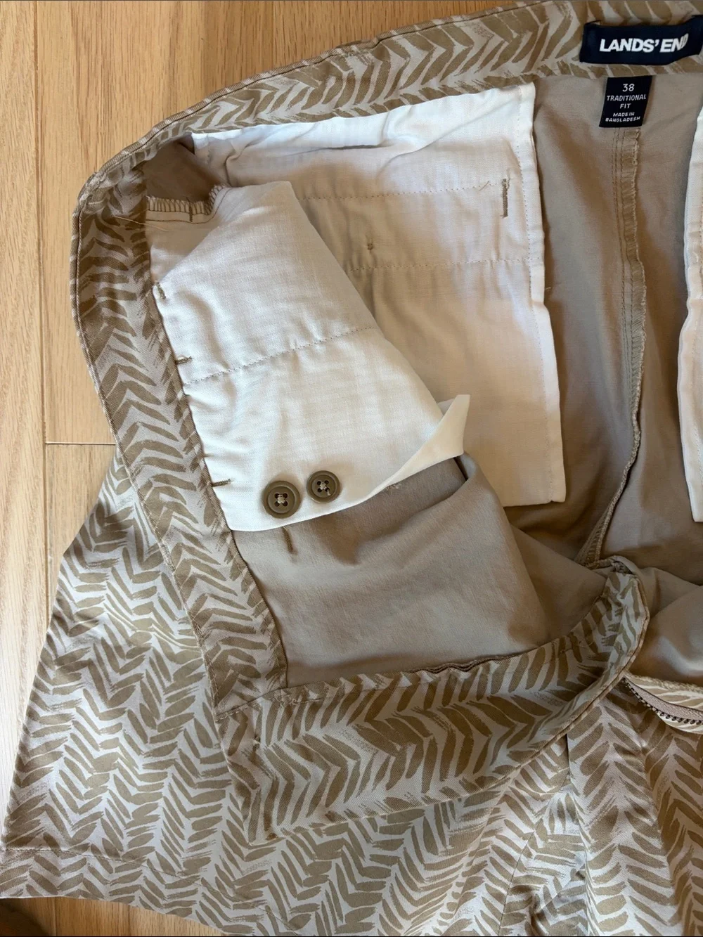 NWT Lands End Men’s Sz 38 Khaki Herringbone Shorts